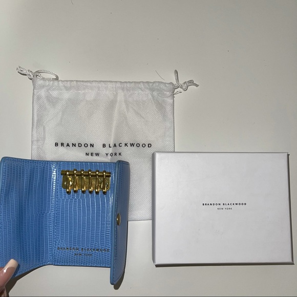 Brandon Blackwood Keychain Wallet - Picture 2 of 4